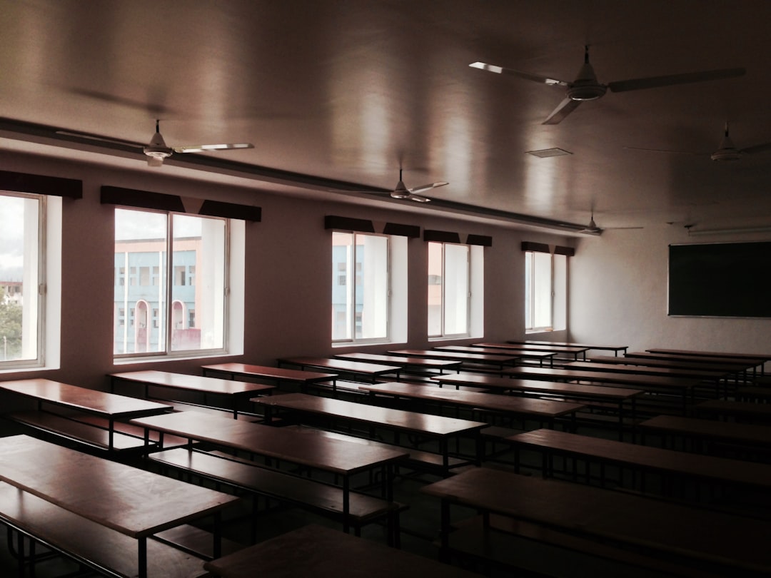 ミニストップ 出禁 高校