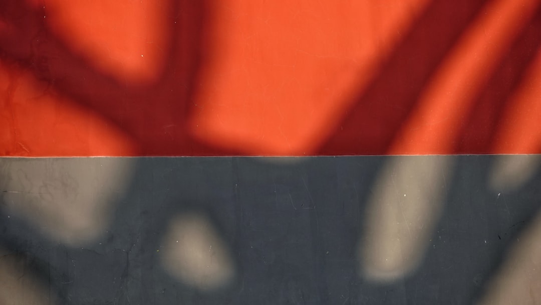 電気ケトル 小型 携帯用 コンパクト電気ケトル ミニケトル ポータブルケトル 沸騰後自動OFF 空焚き防止 蓋取り外し可能 コンパクト電気ポット 湯沸かし器 お手入れ簡単 キッチン用品