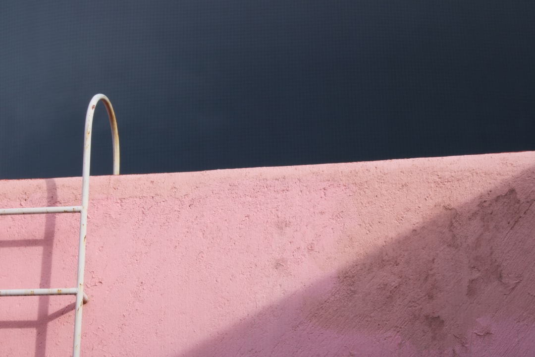 晴雨兼用 雨傘 日傘 撥水加工 通勤傘 収納ケース付き UV日傘 折りたたみ傘 丈夫 軽量 UVカット 日よけ 紫外線対策 遮光 遮熱 コンパクト 可愛い 持ち運び便利 丸いケース付き オシャレ おすすめ 人気 ギフト プレゼント