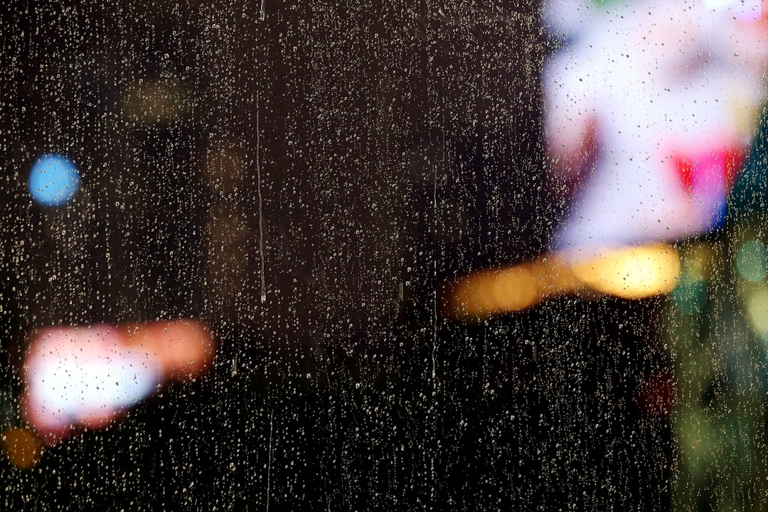 電気ケトル 小型 携帯用 コンパクト電気ケトル ミニケトル ポータブルケトル 沸騰後自動OFF 空焚き防止 蓋取り外し可能 コンパクト電気ポット 湯沸かし器 お手入れ簡単 キッチン用品