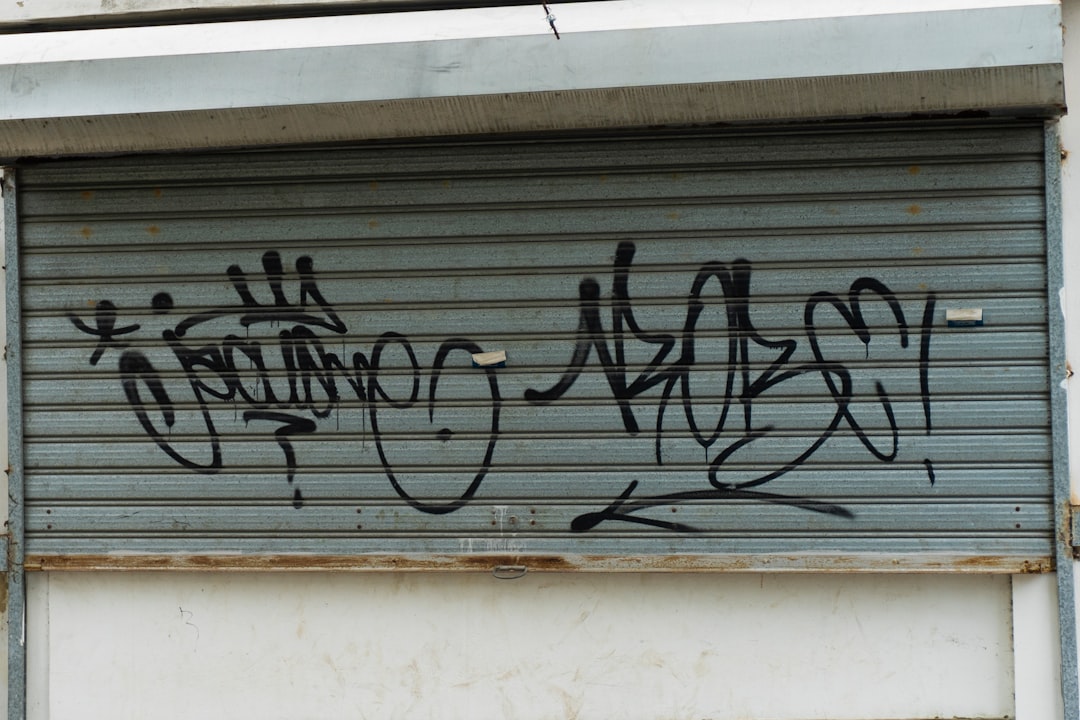 ユニクロ ニードルス