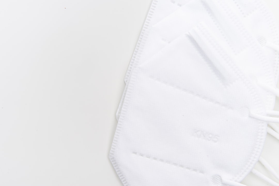 レディース　ストライプ柄　ブラウス　長袖シャツ　ロングシャツ　オーバーサイズ　トップス　カジュアル　シンプル　クール　きれいめ　上品　エレガント　おしゃれ　お出かけ　オフィス　ビジネス　学生　爽やか　コットン　デイリー　普段着　ネイビー　フリーサイズ