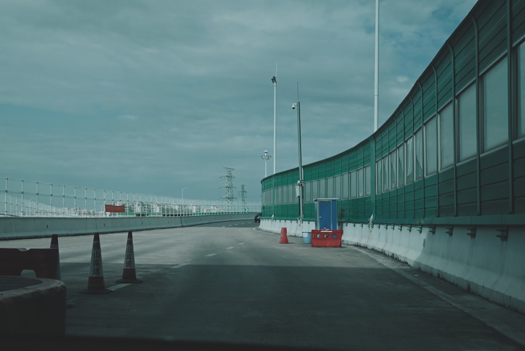 新名神高速道路 事故