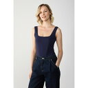 アンナ フィールド レディース Tシャツ トップス Top - evening blue