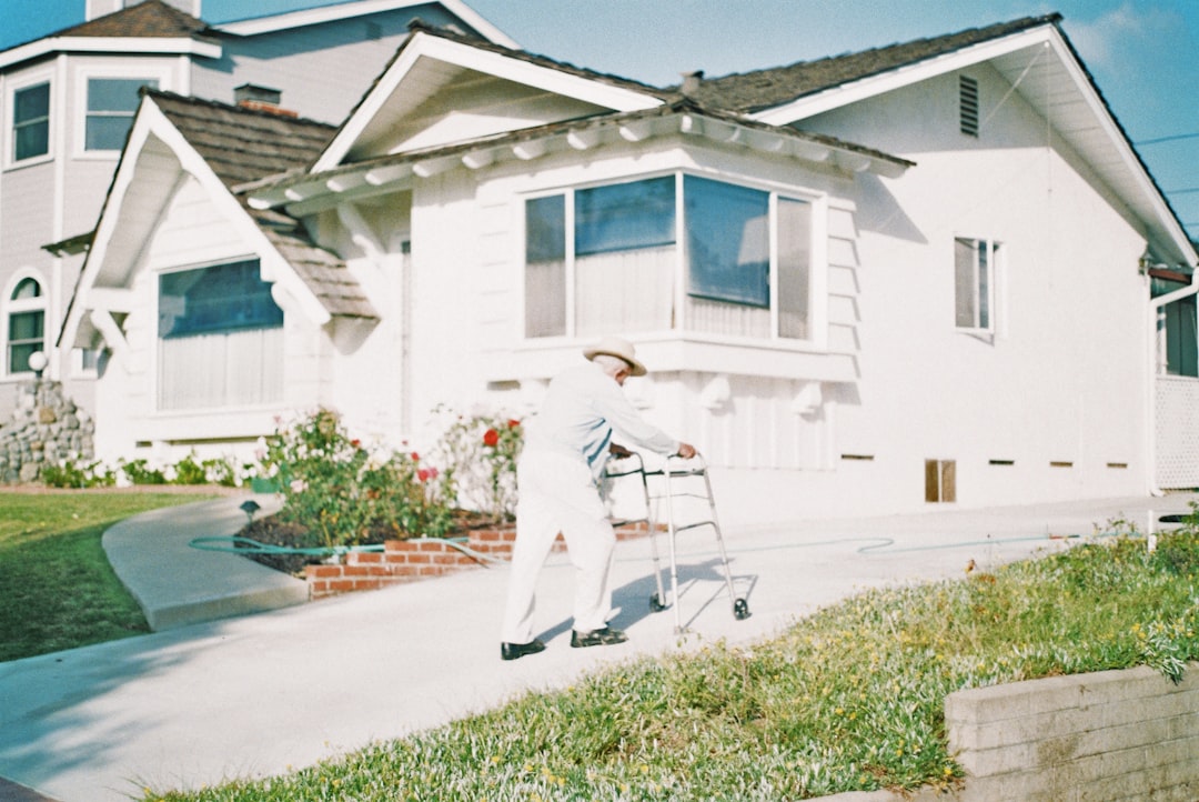 介護 介護用品 介護用 高齢者向け 高齢者 介護用寝具 介護寝具 介護服 おむつ 尿漏れ 吸水帯 安心 快適 入院 入院準備 おしゃれ オシャレ 介護 レディースアパレル ショーツ 下着 母 プレゼント 安心快適ショーツ(婦人)