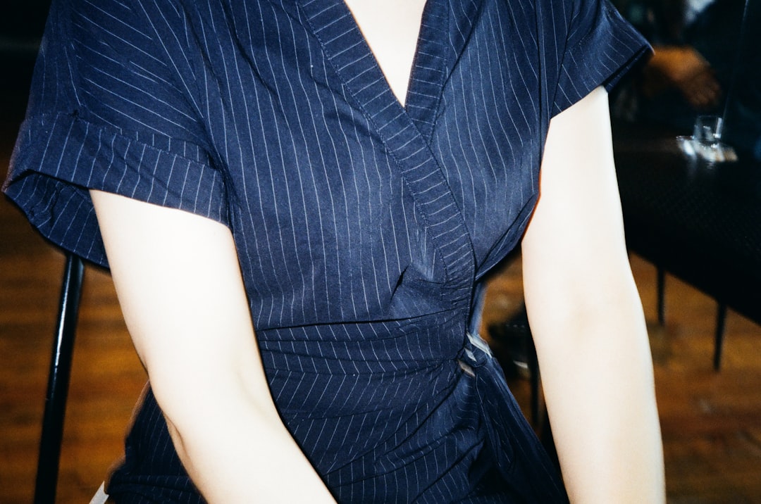 【送料無料】女子会 お出かけ デート 通勤 OL オフィス ラブリー 主役級 ガーリー きれいめ 大人可愛い かわいい りぼんタイ 付き