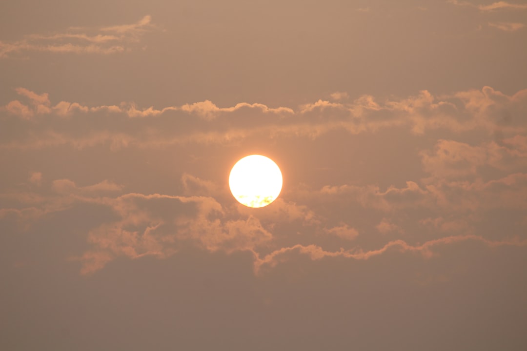 明日の天気