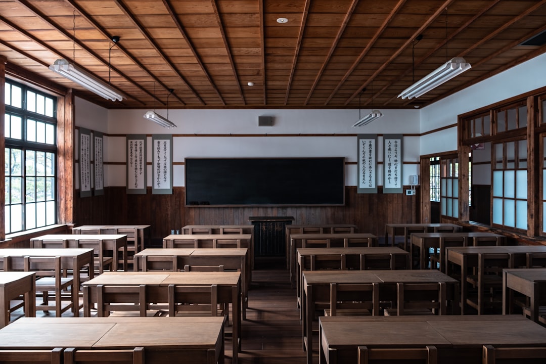 桐蔭 学園