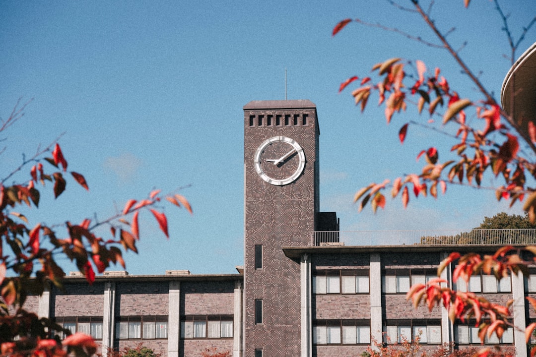 桐蔭 学園