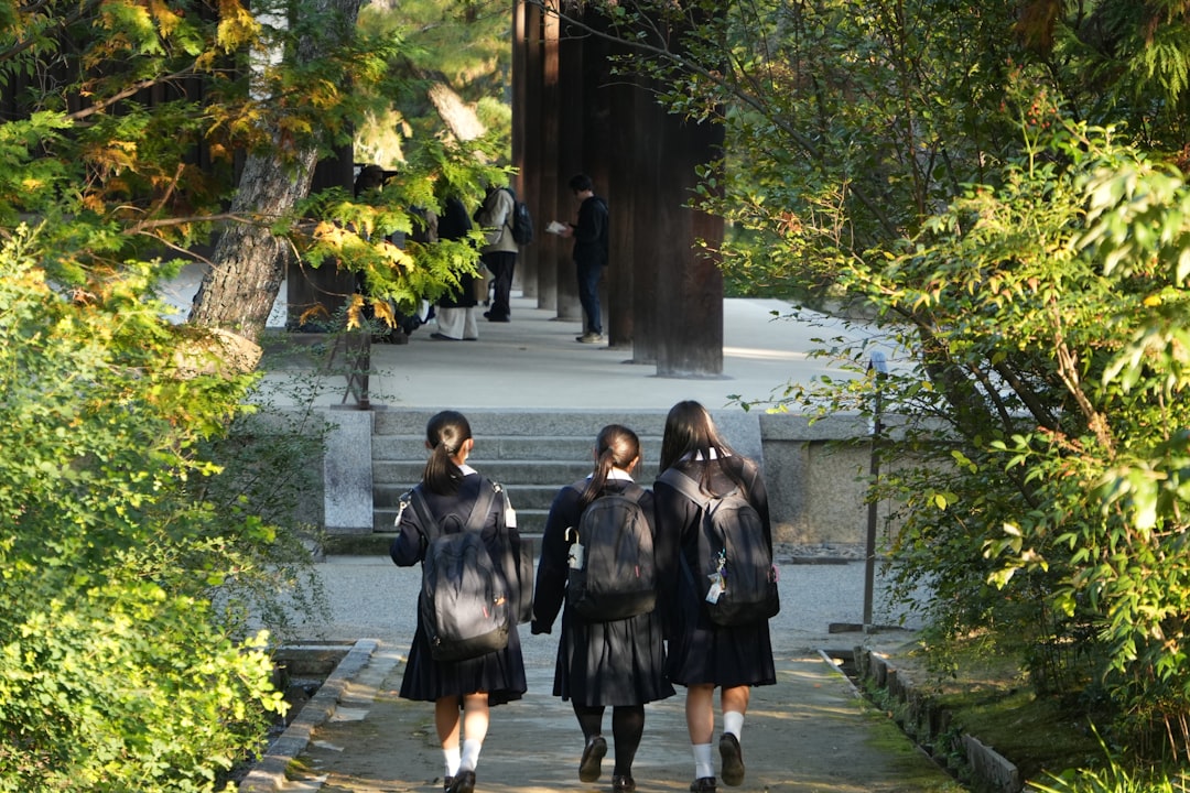 桐蔭 学園
