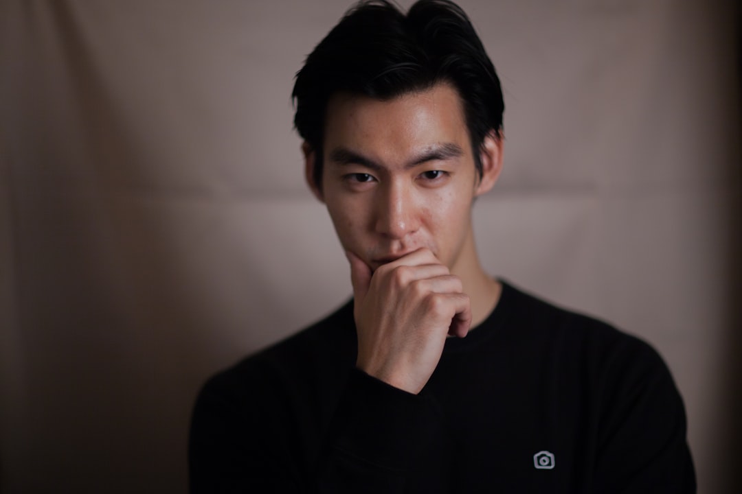 石井亮次