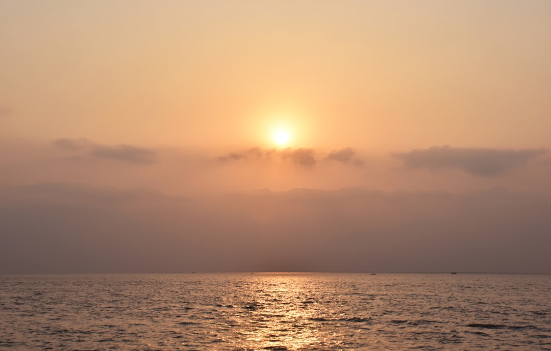 明日の天気