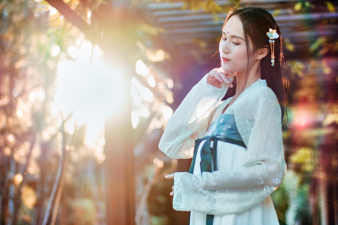 古谷静佳