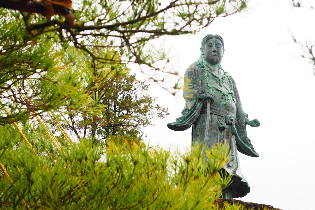 重岡大毅