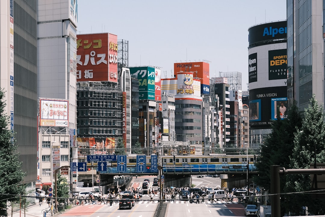 キテレツ デビュー
