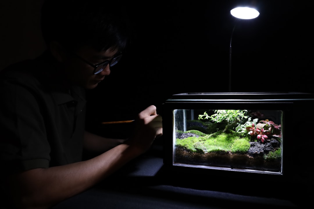 【楽天1位受賞】拡大鏡 ルーペ スタンド LEDライト付 ネイル スタンドルーペ 虫眼鏡 手芸 模型 読書灯 ネイルアート プラモデル フィギュア作成に プレゼントに最適